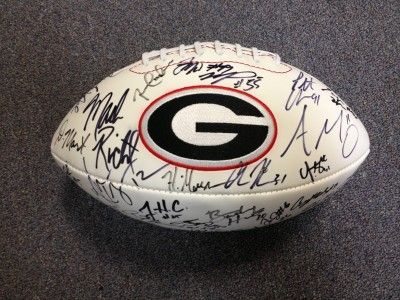 GEORGIA BULLDOGS TEAM SIGNED FULL SIZE FOOTBALL RICHT MURRARY MITCHELL