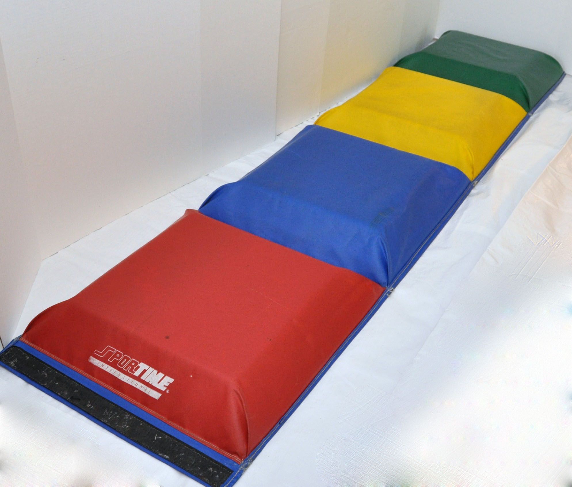 Kids Fun Tumbling Play Mat Converts to Cube by Sportime