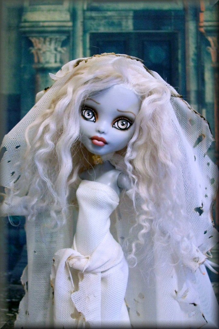 Loveless Lost Wandering Spirit A Monster High Repaint by John