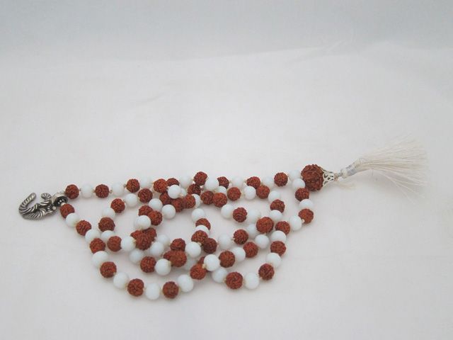 Japamala Rudraksha Combination White Agate Mala Aum 108 1 BDS