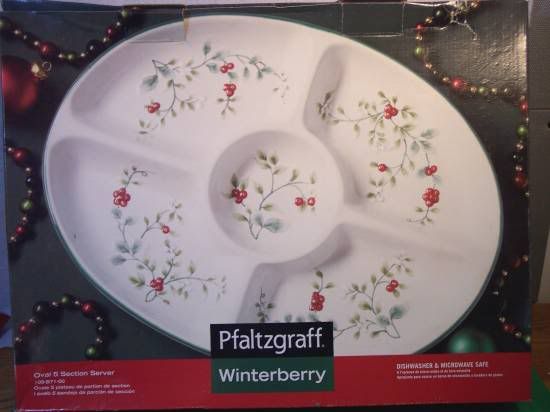 18 Pfaltzgraff Winterberry Oval 5 Section Server