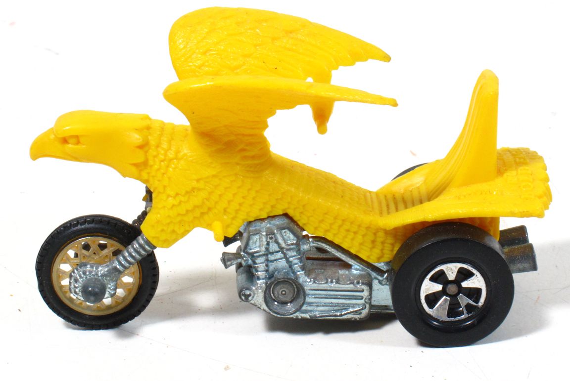 Vintage Hot Wheels Rrrumblers Yellow Bold Eagle Bike Red Line 1970s