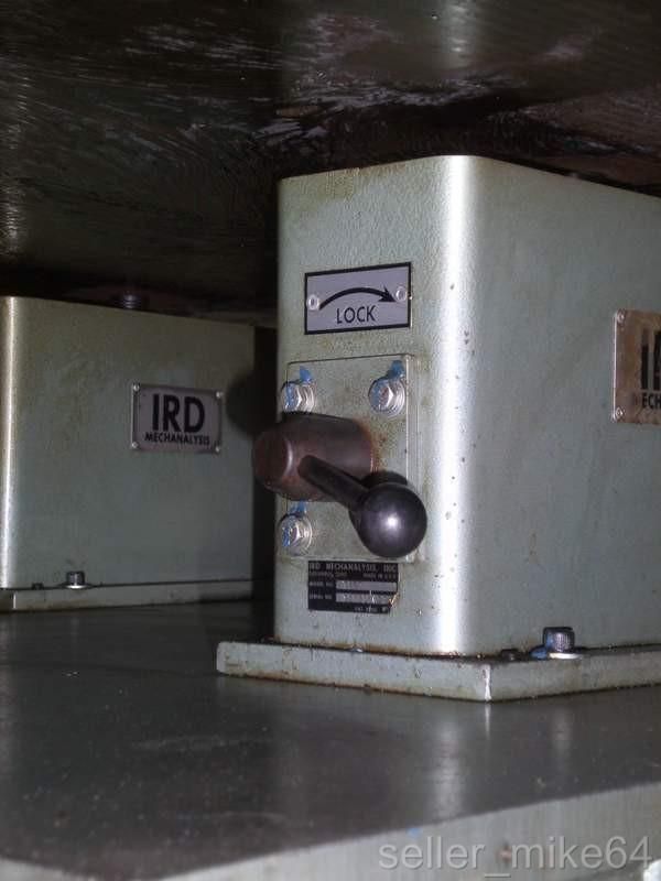 IRD Balancing Machine with Model 245 5806 544 21000E 7500