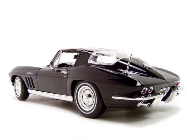 1965 Chevrolet Corvette Black 1 18 Scale Diecast Model