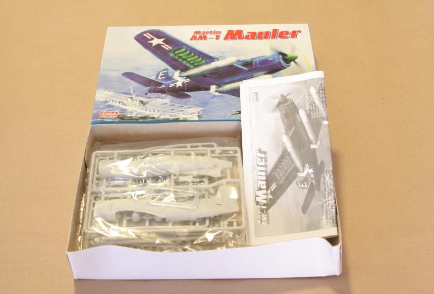 SIGA Model Martin Am 1 Mauler 1 72 Scale New 10B