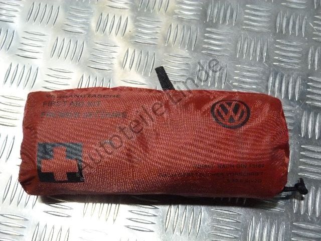 VW Verbandskasten Verbandstasche 5K0860282 haltbar bis 2014