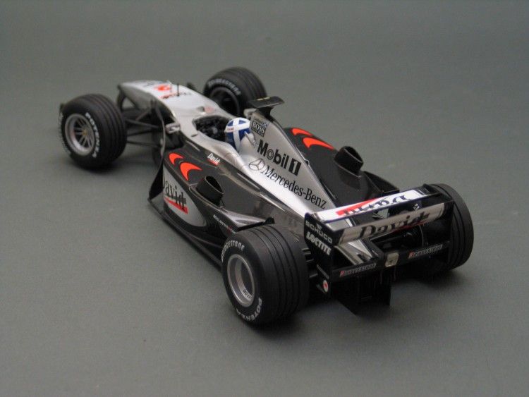 MINICHAMPS MCLAREN MP4/15 2000 #2 D.COULTHARD 118