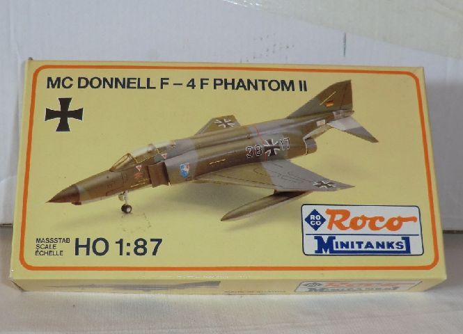  Minitanks 396 Flugzeug MC Donnelle F 4 Phantom II Bausatz OVP M1 87