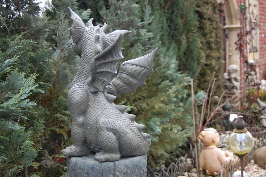 Drache sitzend groß Gartenfigur Neuheit