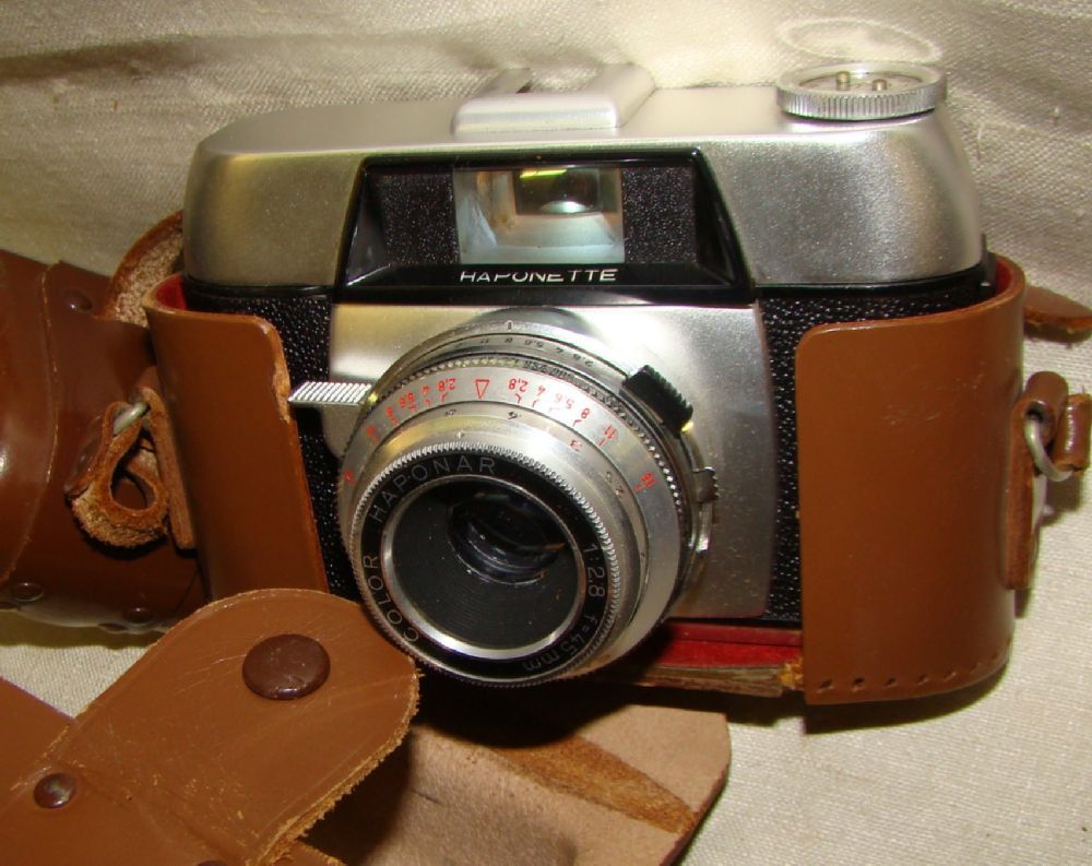 Fotoapparat Haponette in Ledertasche 188/12070