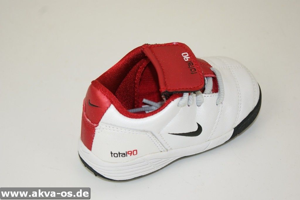 Nike Baby Fußballschuhe TOTAL 90 III TF Gr. 20 US 4,5 C