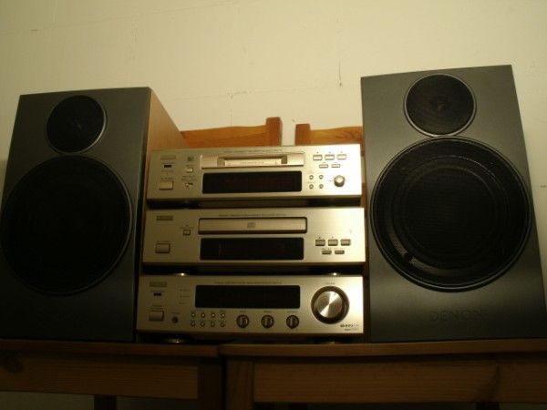 DENON Stereoanlage MINI Champagner Boxen DRA F100 DCD F100 Recorder