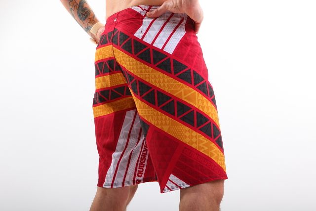 Quiksilver 4 Way Stretch Diamond Dobby Swim Boardshort BS274 bordeaux