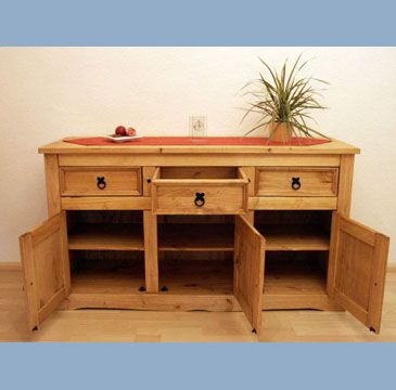 Lieferumfang 1 Sideboard (84 x 47 x 151 cm). Die Dekoration ist nicht