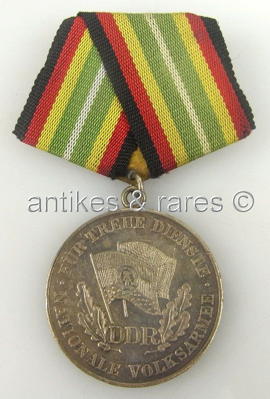 DDR Medaille für treue Dienst in der Nationalen Volksarmee in Silber