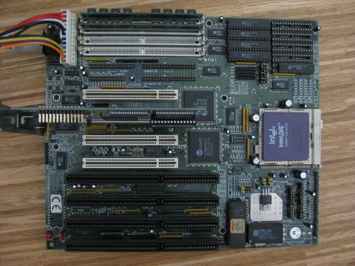 Shuttle HOT 433 486 Motherboard + Intel 486 DX4 100 + 32MB Speicher