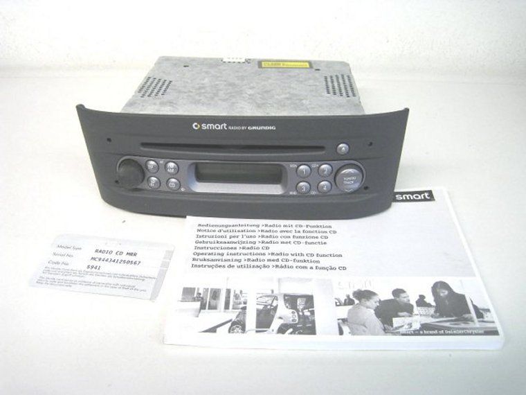 SMART Roadster 452 CD RADIO VON GRUNDIG