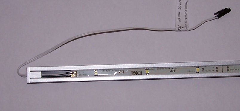 Küchen LED Sockel Beleuchtung 448 mm 12V 1,0 Watt