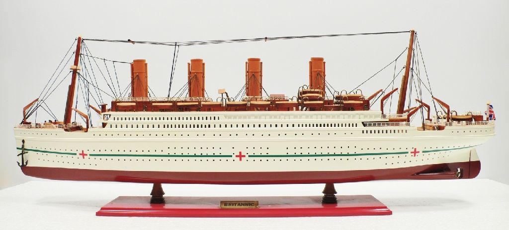 Holz Schiffsmodell HMHS Britannic, 82CM Modellschiff