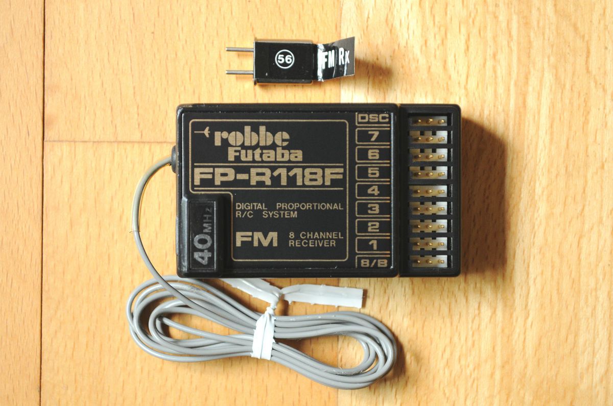 NEU +++ robbe Futaba FP R118F Empfänger FM 40 MHZ 8 Kanal incl. Quarz