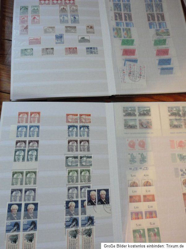 11 Alben mit Briefmarken