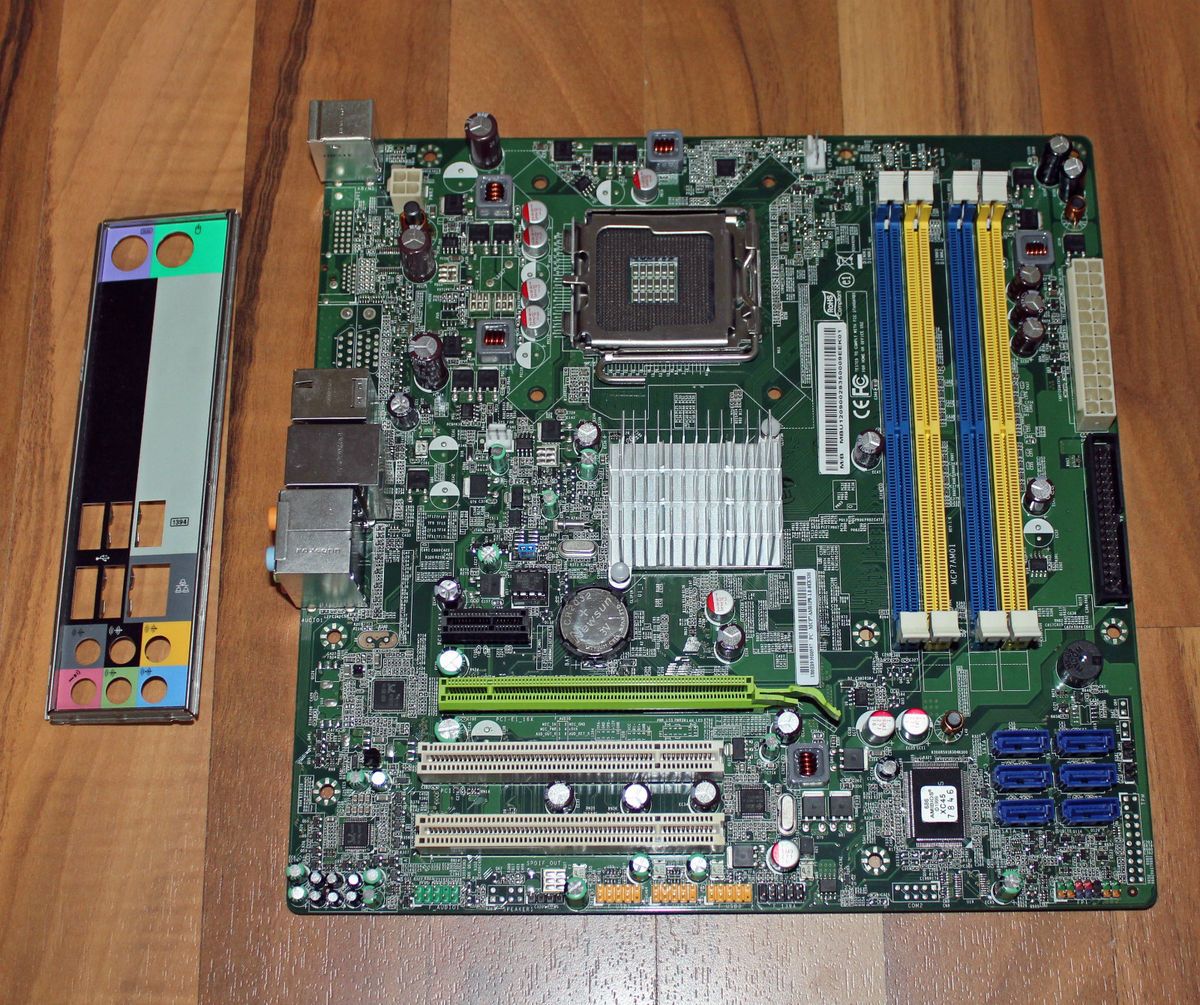 Bell iMedia 3710 Mainboard MCP7AM01 Rev 1.0 Sockel 775 mATX