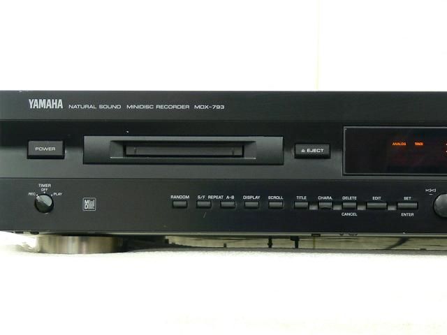 YAMAHA MDX 793 MD Recorder