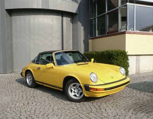 Porsche 911 S Targa