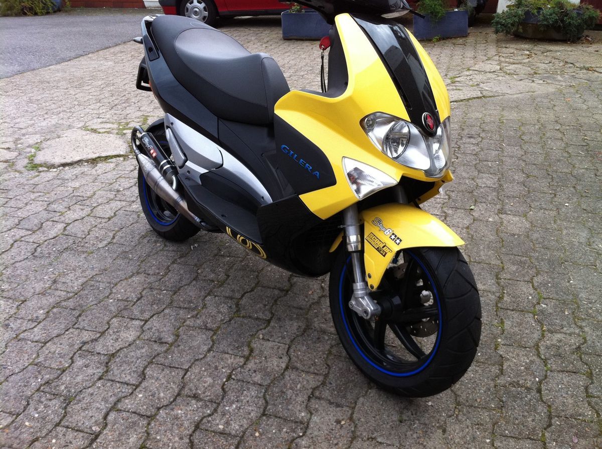 MHR STAGE6 MALOSSI Rennroller GILERA RUNNER 70ccm wegen Hobbyaufgabe